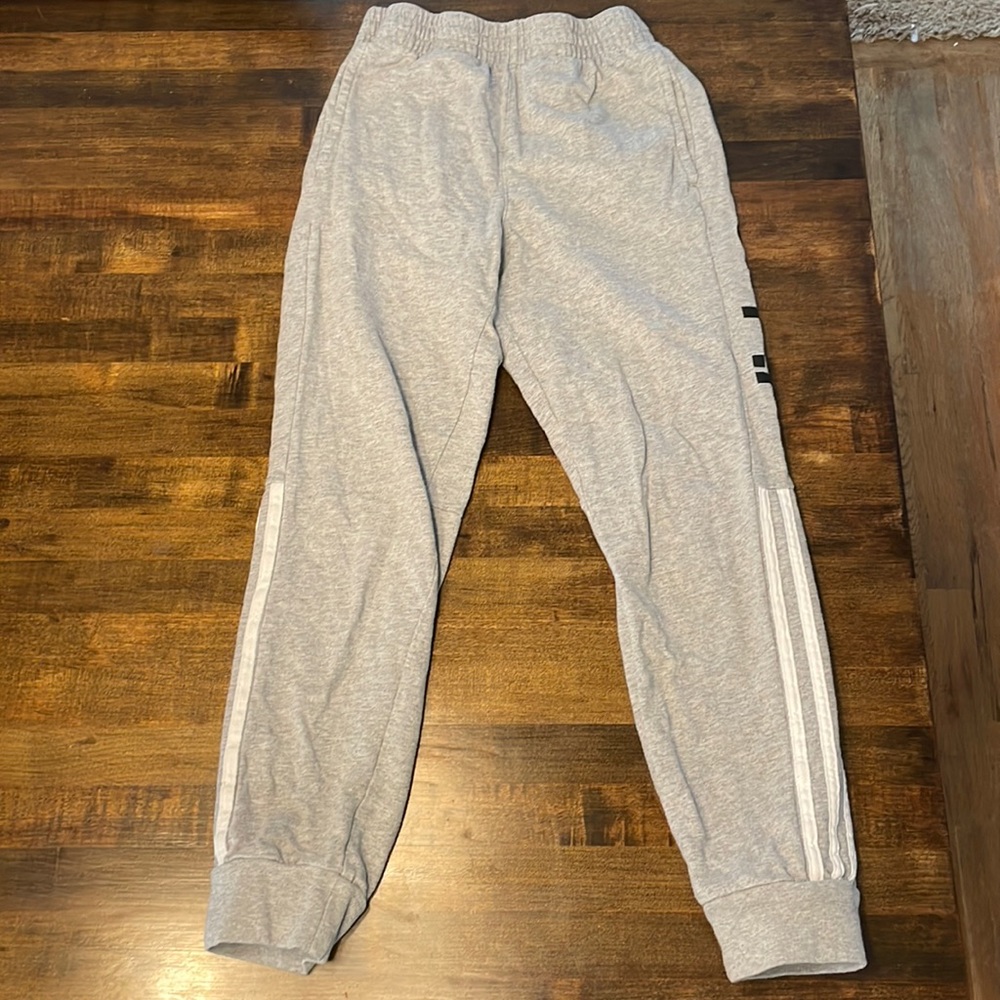 Grey youth medium adidas sweatpants